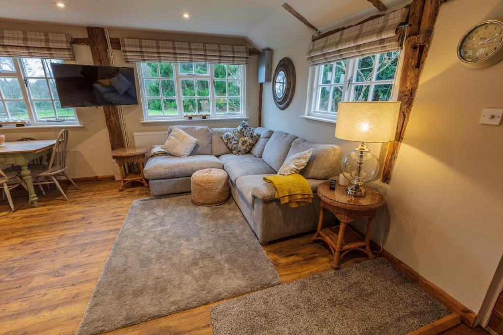 Halfmoon Lodge @ Knights Hole Wheelchair Access 克兰布鲁克 外观 照片